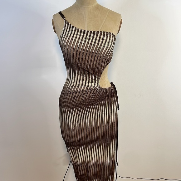 NWT Fashion Nova Dress X-Small Paradise Maxi Brown Cream Open Side High Slit - Picture 2 of 14